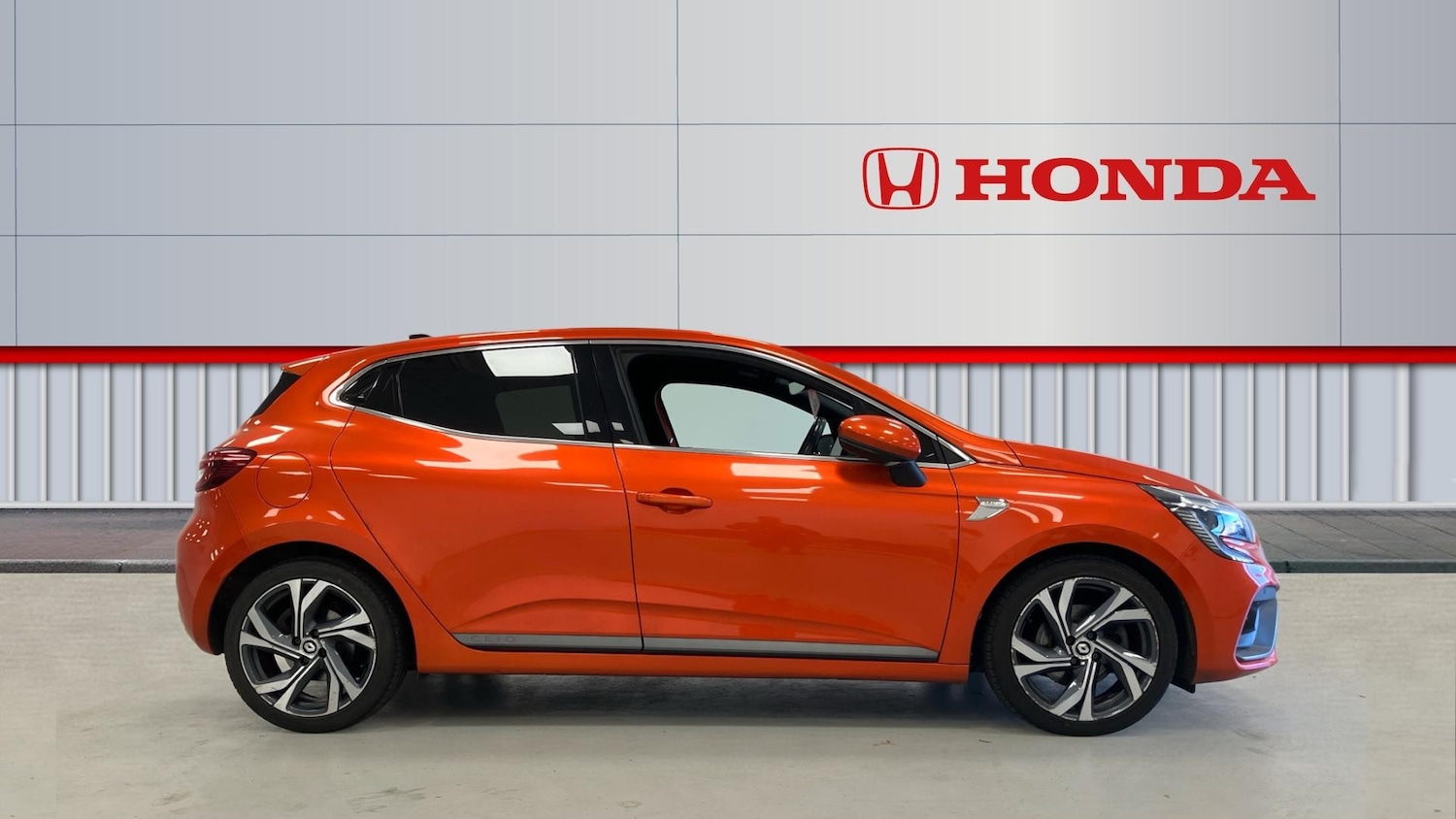 Used Renault Clio 2021 for sale - 77094011: Photo 5