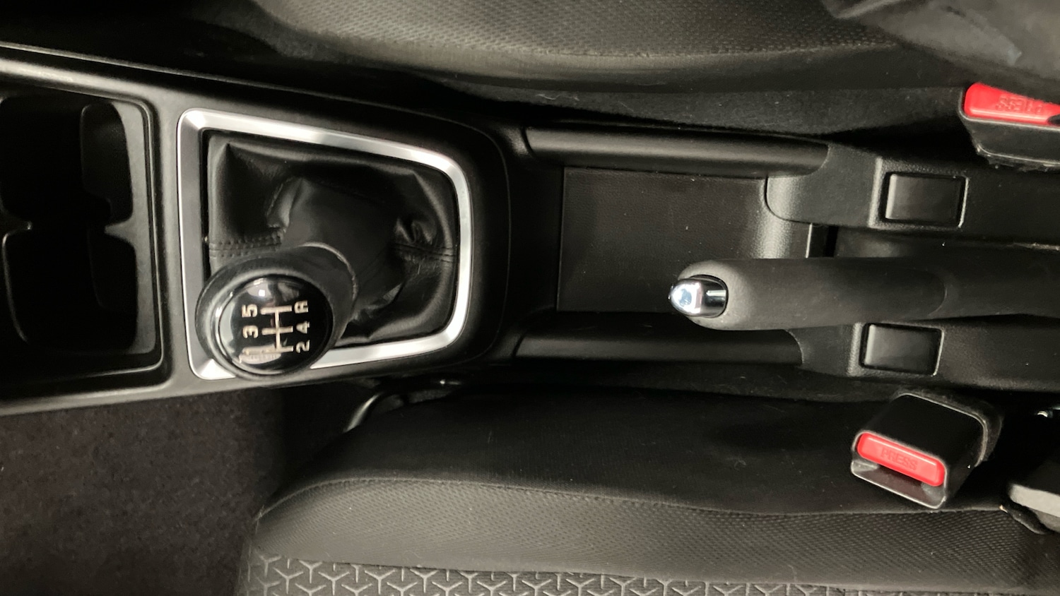 Used Suzuki Swift 2019 for sale - 77148330: Photo 29