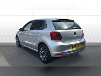 Used Volkswagen Polo 2015 for sale - 79307847: Photo