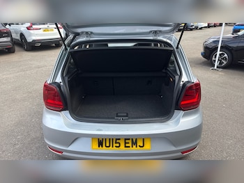 Used Volkswagen Polo 2015 for sale - 79307847: Photo