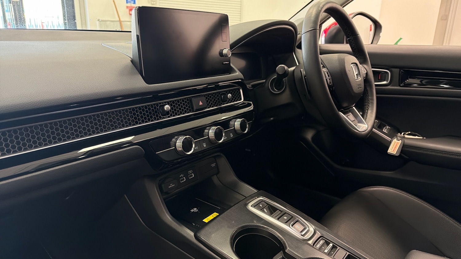 Used Honda Civic 2023 for sale - 77393361: Photo 2