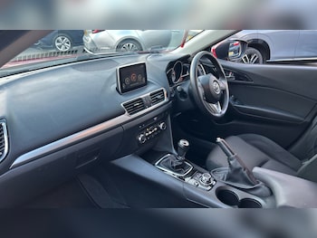 Used Mazda Mazda3 2016 for sale - 76534322: Photo