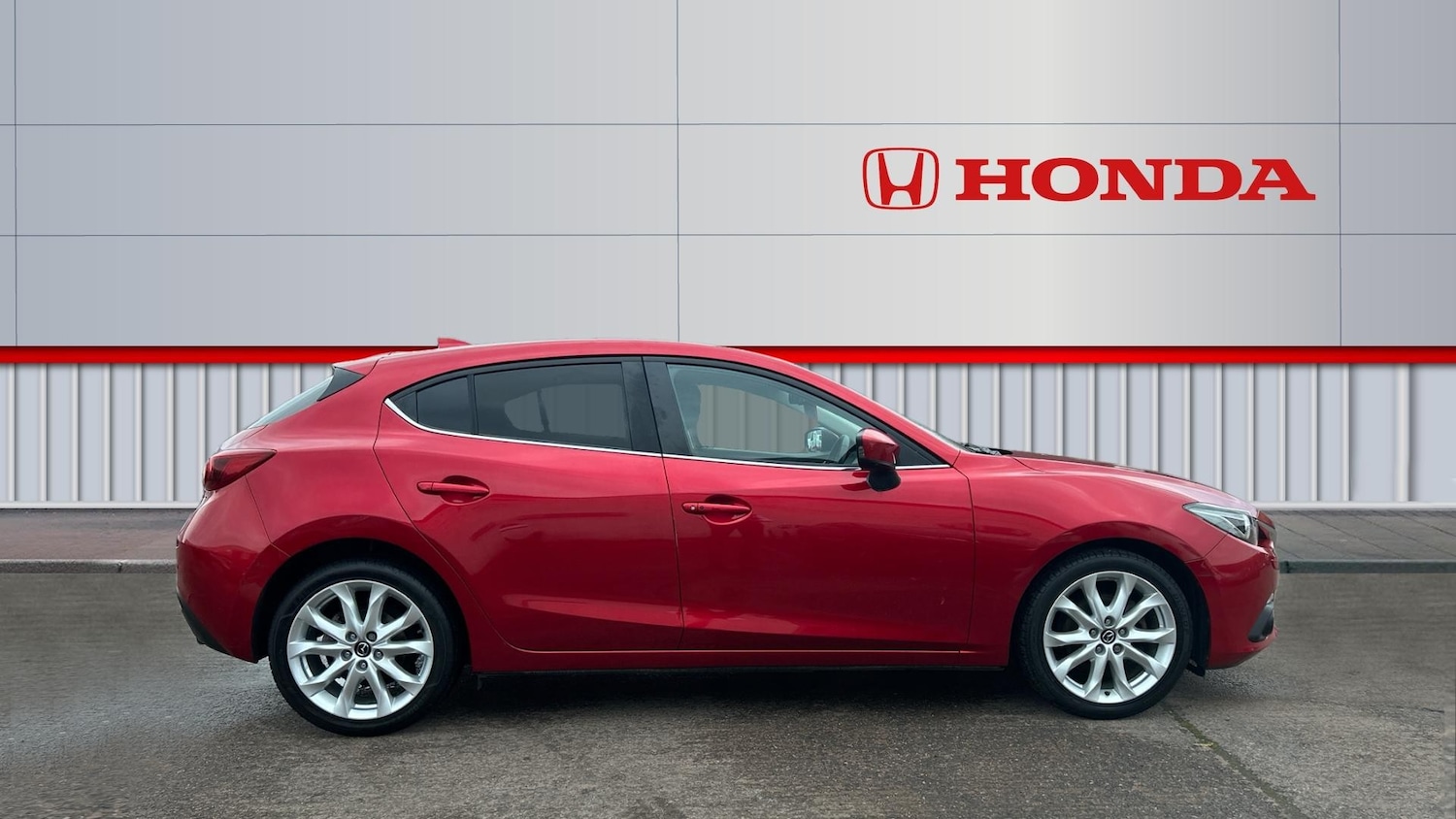 Used Mazda Mazda3 2016 for sale - 76534322: Photo 5