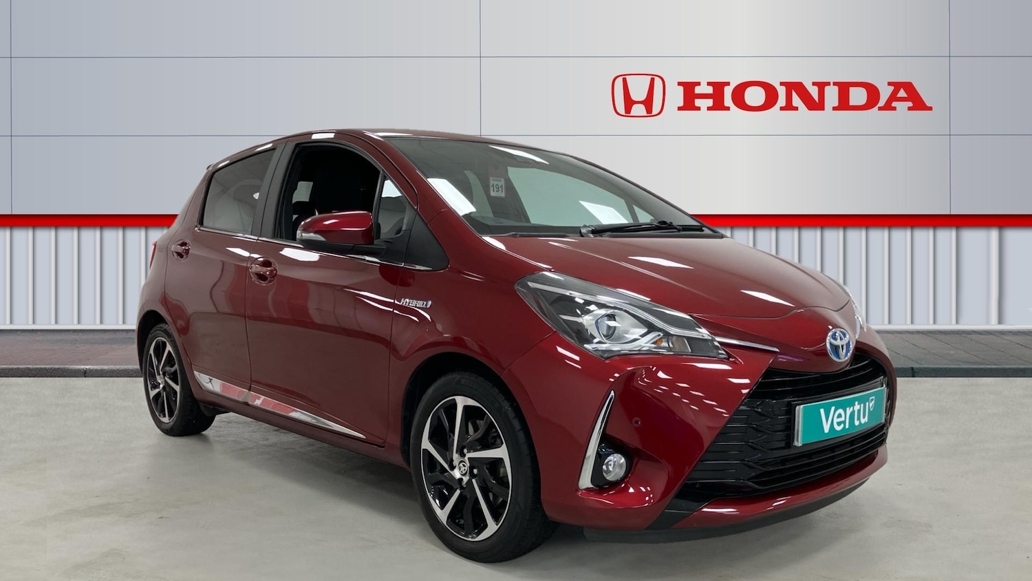 Used Toyota Yaris 2019 for sale - 76817414: Photo 1