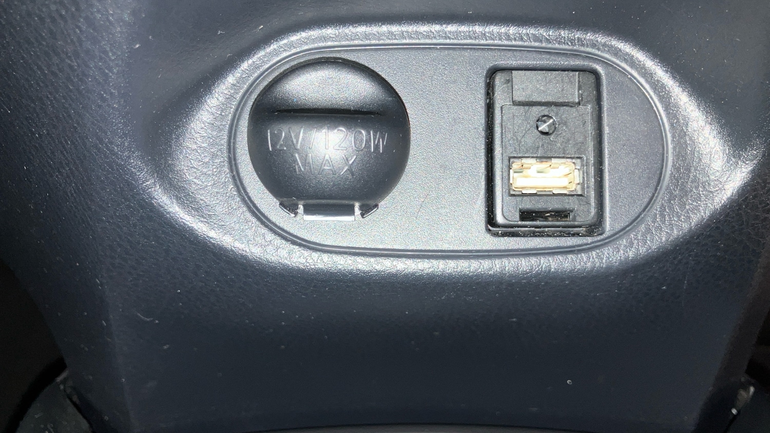 Used Toyota Yaris 2019 for sale - 76817414: Photo 21