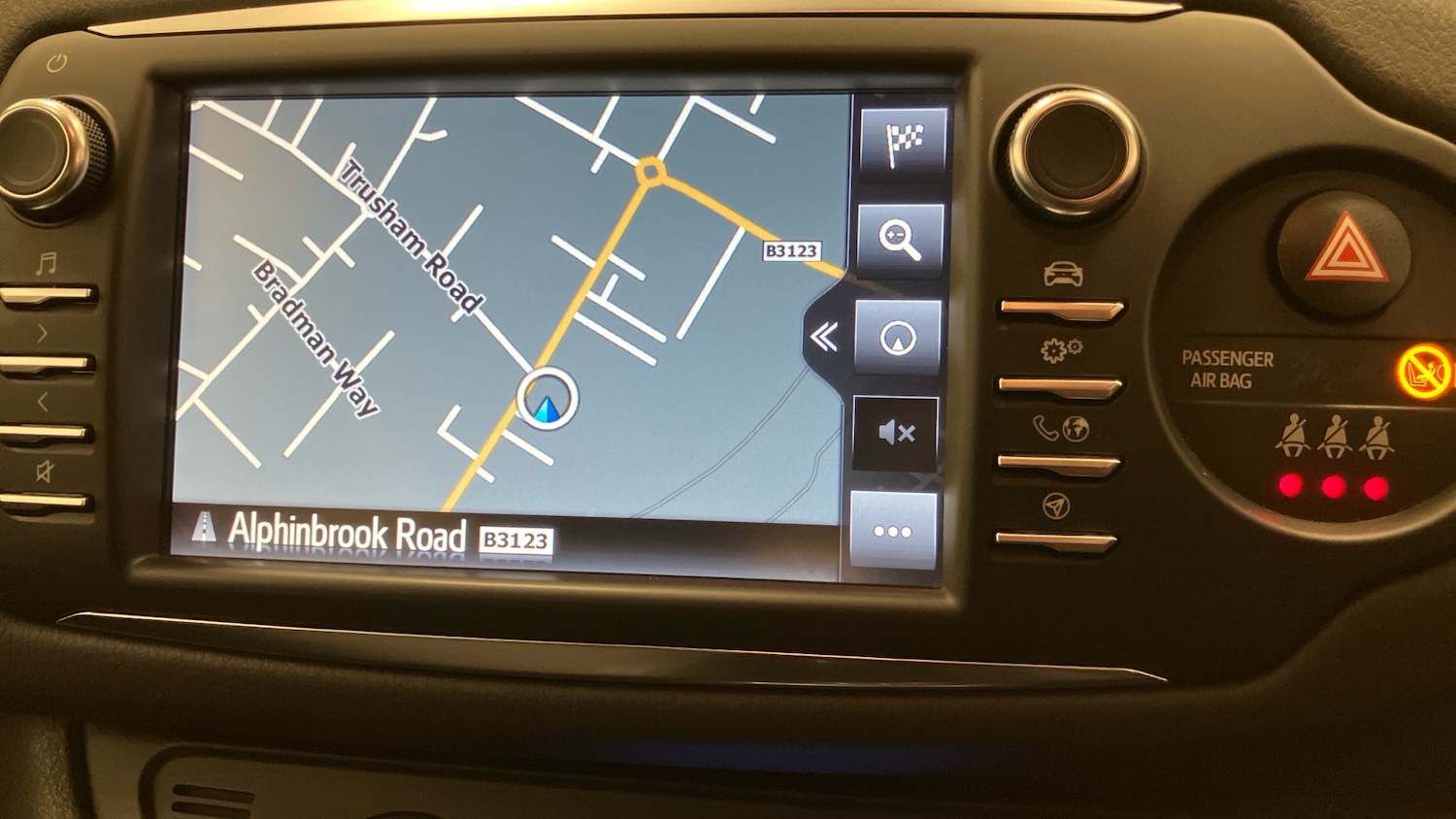 Used Toyota Yaris 2019 for sale - 76817414: Photo 24