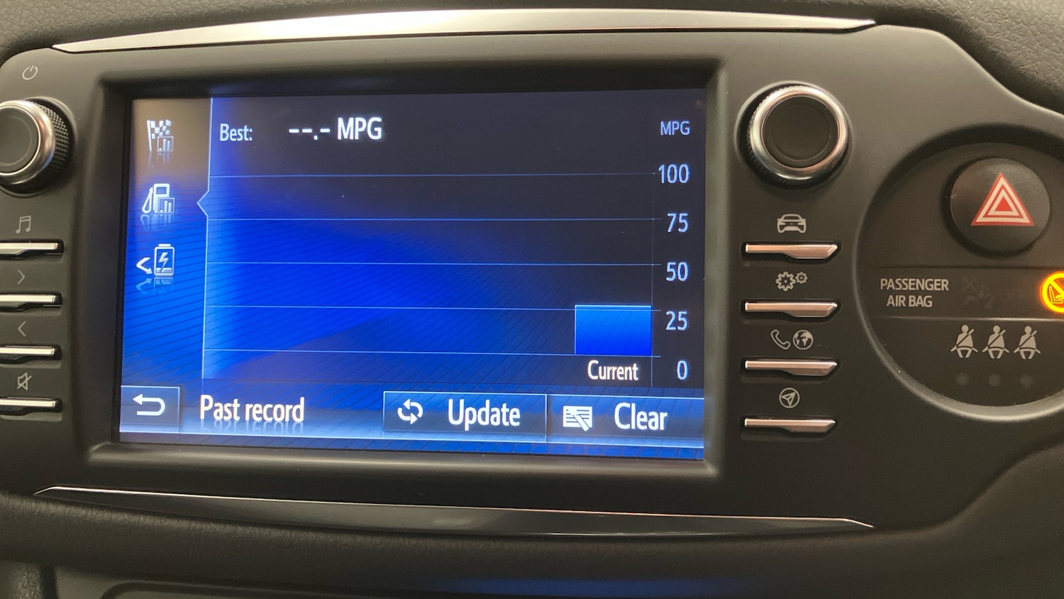 Used Toyota Yaris 2019 for sale - 76817414: Photo 26