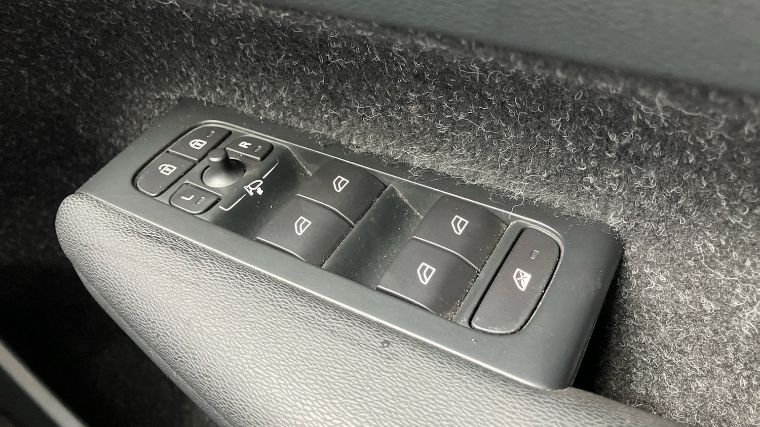 Used Volvo XC40 2018 for sale - 75959392: Photo 19