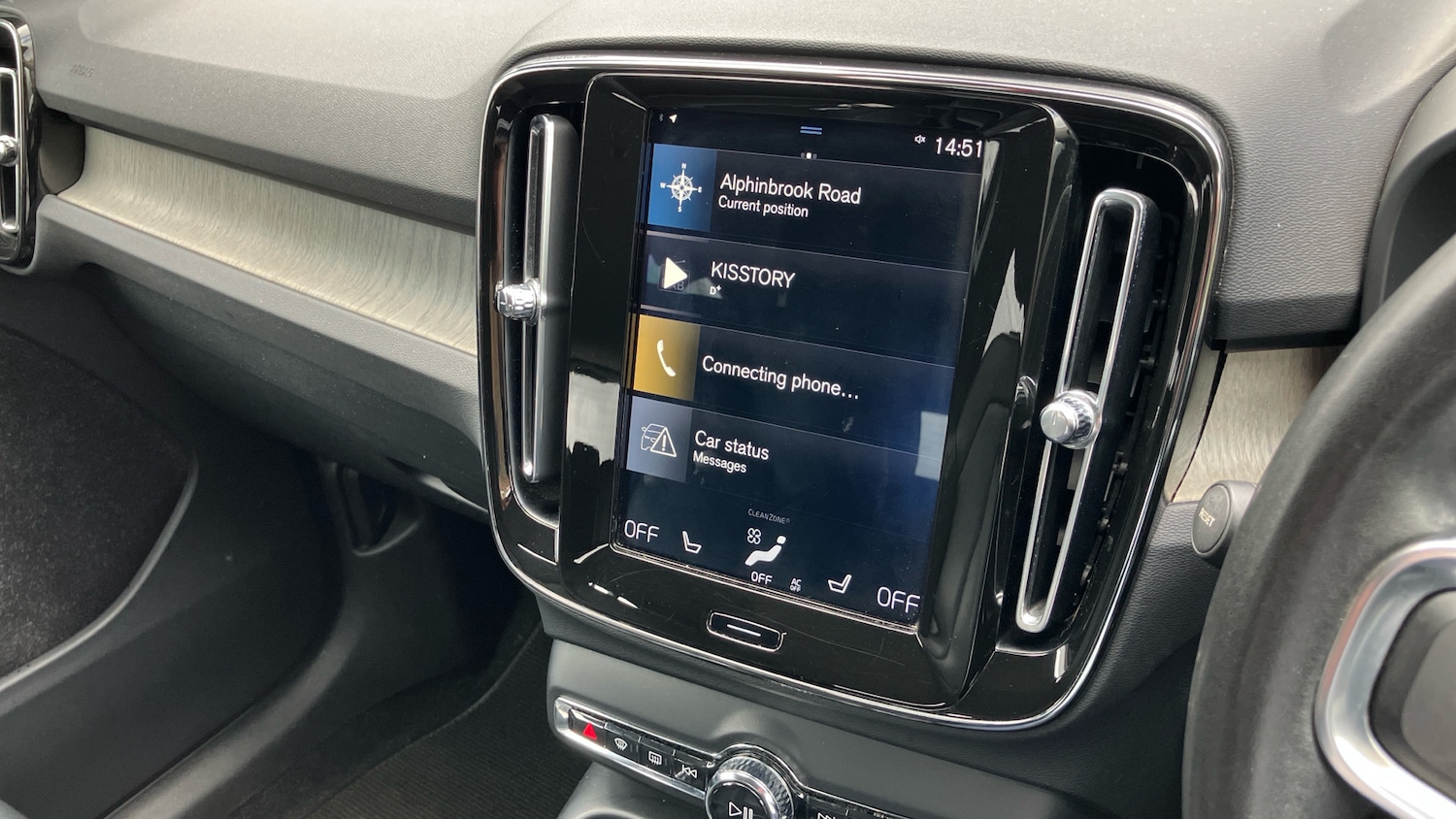 Used Volvo XC40 2018 for sale - 75959392: Photo 28