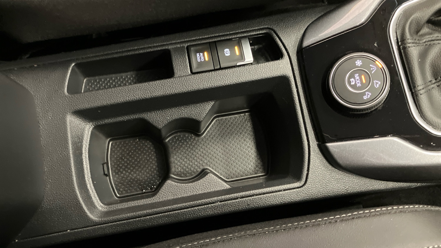 Used Volkswagen T-Roc 2022 for sale - 77159125: Photo 22