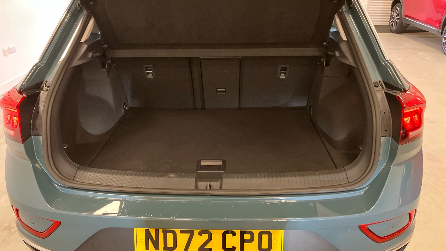 Used Volkswagen T-Roc 2022 for sale - 77159125: Photo 33