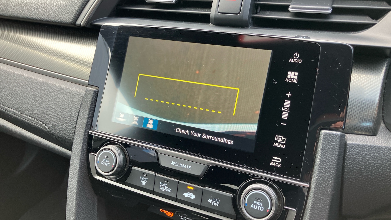 Used Honda Civic 2019 for sale - 76533610: Photo 23