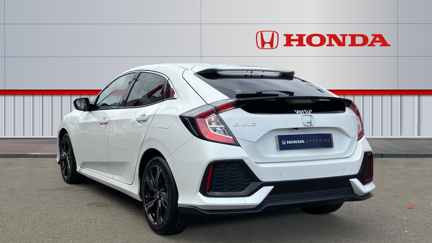 Used Honda Civic 2019 for sale - 76533610: Photo 3