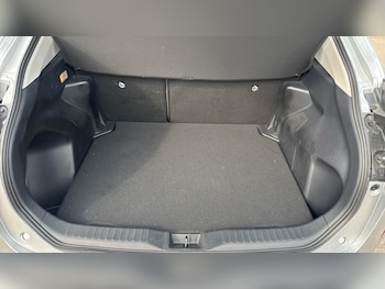 Used Toyota Yaris Cross 2024 for sale - 77974435: Photo