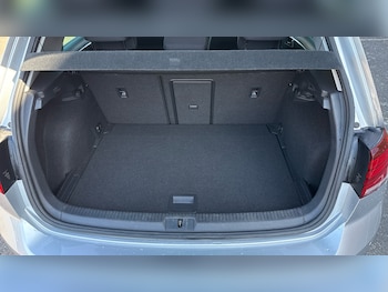 Used Volkswagen Golf 2020 for sale - 78340983: Photo