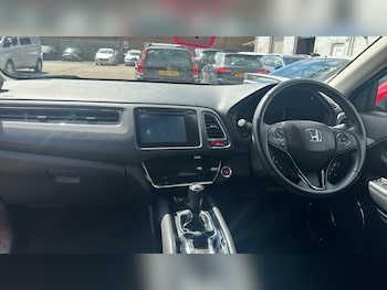 Used Honda HR-V 2017 for sale - 78885936: Photo