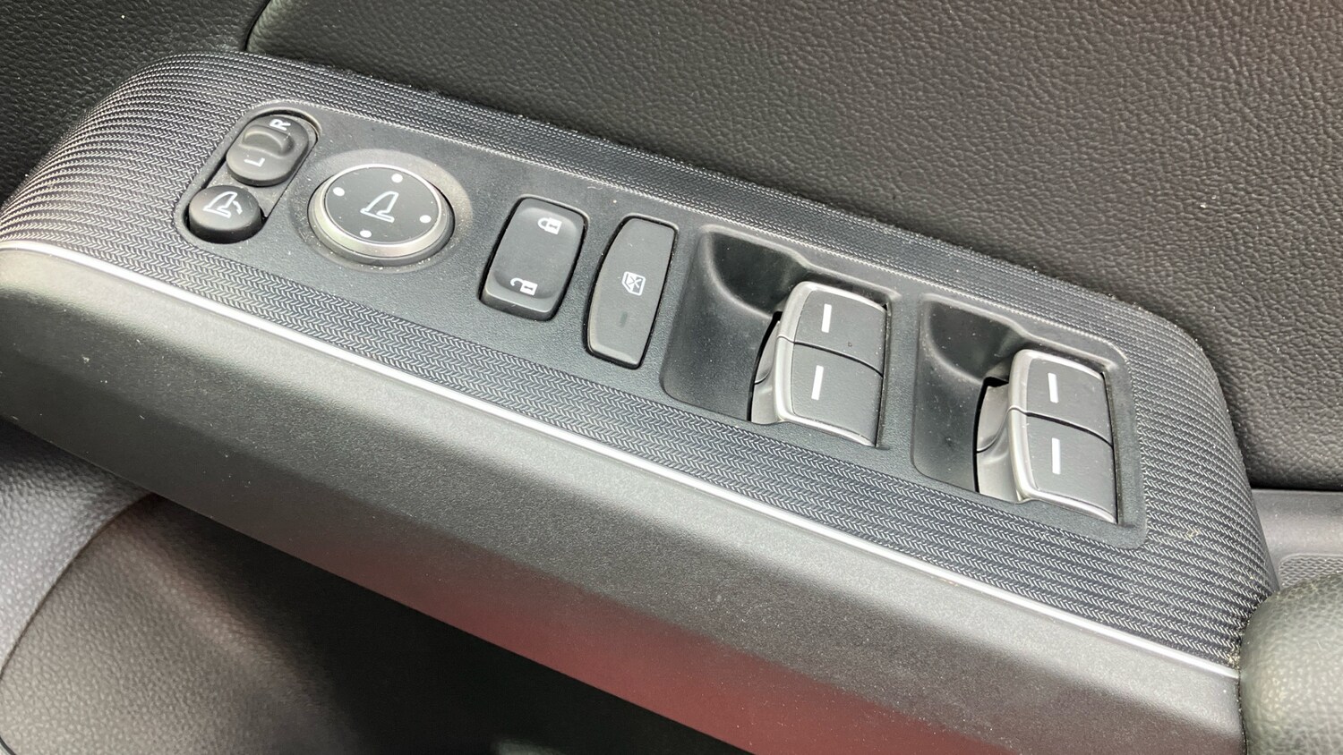 Used Honda Civic 2023 for sale - 76834000: Photo 30