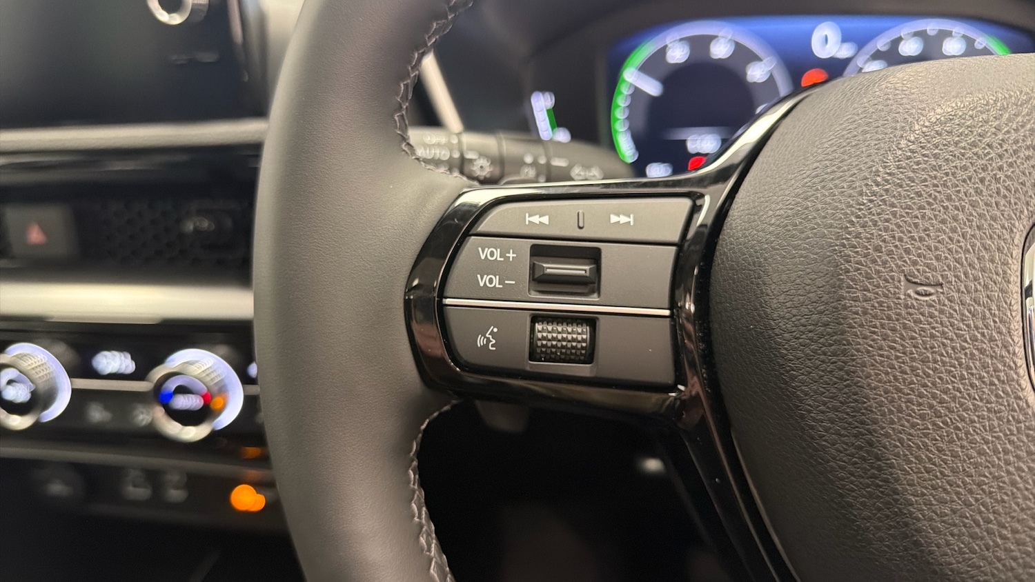 Used Honda CR-V 2025 for sale - 76131109: Photo 15