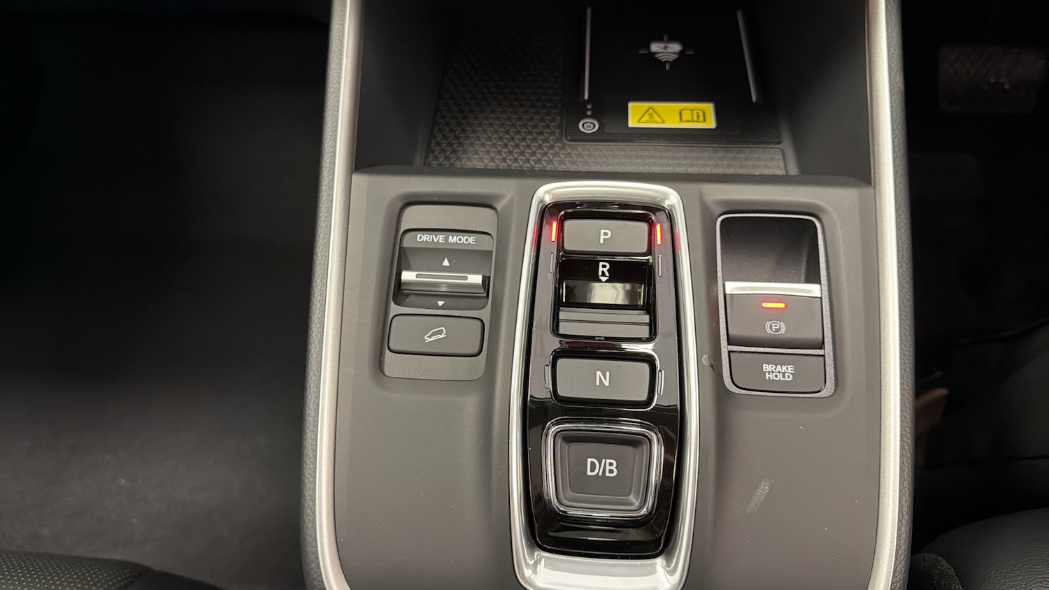 Used Honda CR-V 2025 for sale - 76131109: Photo 32