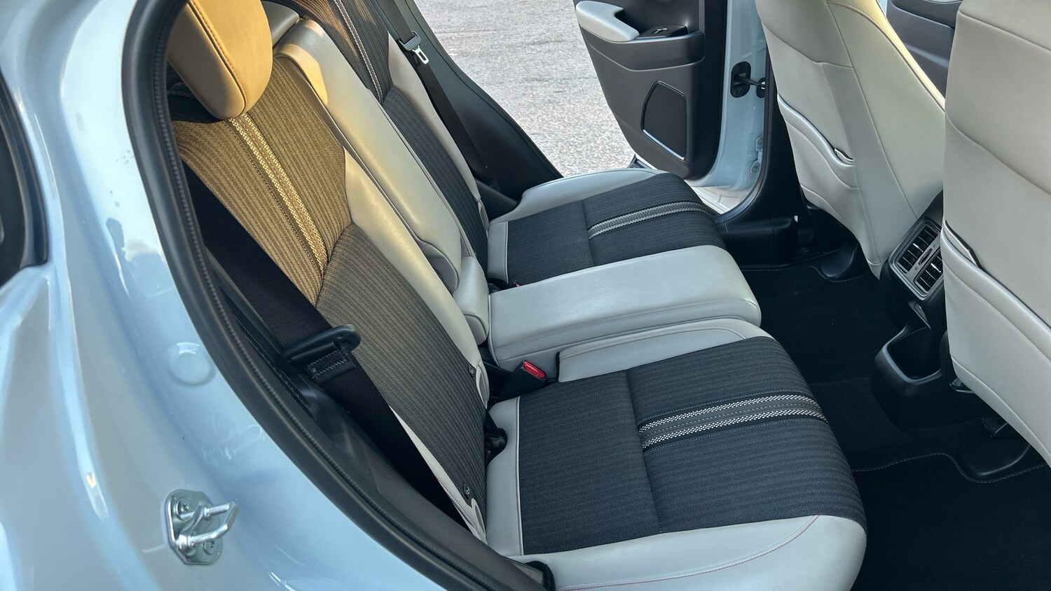 Used Honda HR-V 2022 for sale - 76640827: Photo 30