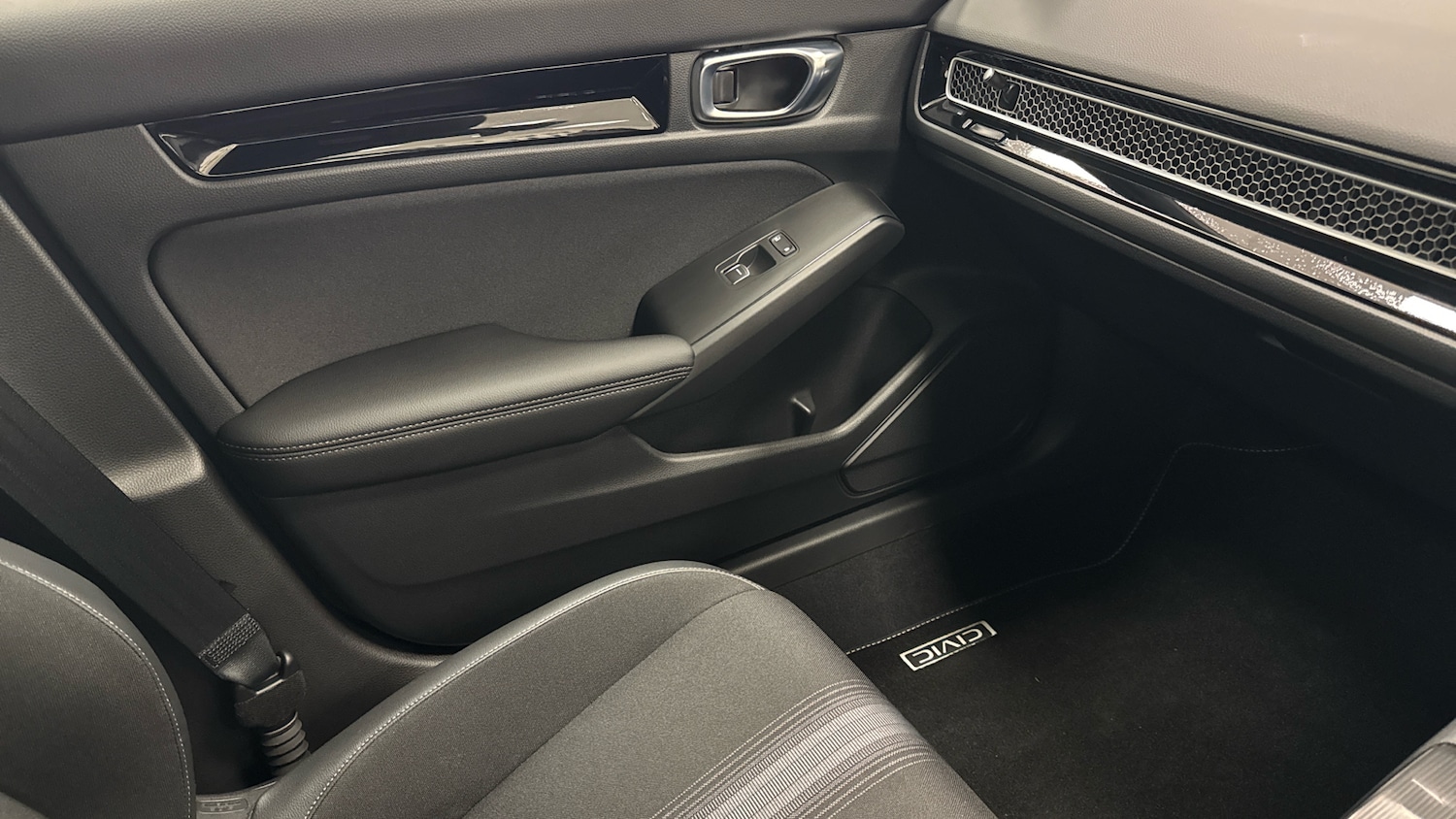 Used Honda Civic 2025 for sale - 77490590: Photo 40