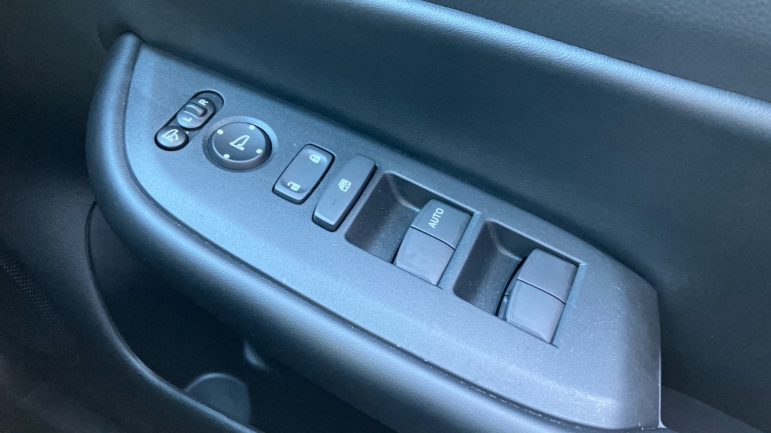 Used Honda Jazz 2023 for sale - 77915363: Photo 17