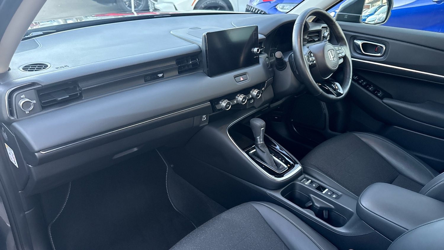 Used Honda HR-V 2022 for sale - 76682276: Photo 2