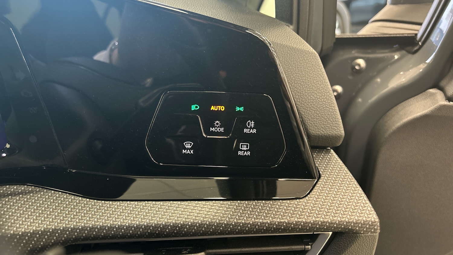 Used Volkswagen Golf 2023 for sale - 76504442: Photo 16