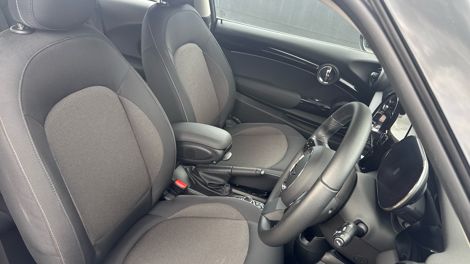 Used MINI Hatch 2022 for sale - 76918773: Photo 11