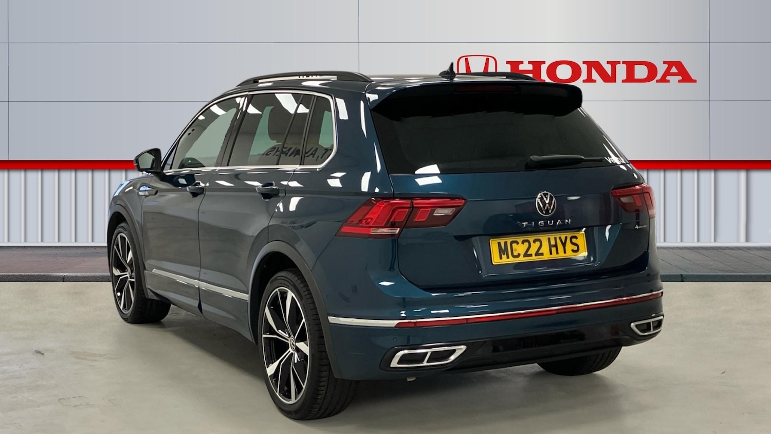 Used Volkswagen Tiguan 2022 for sale - 76818701: Photo 3