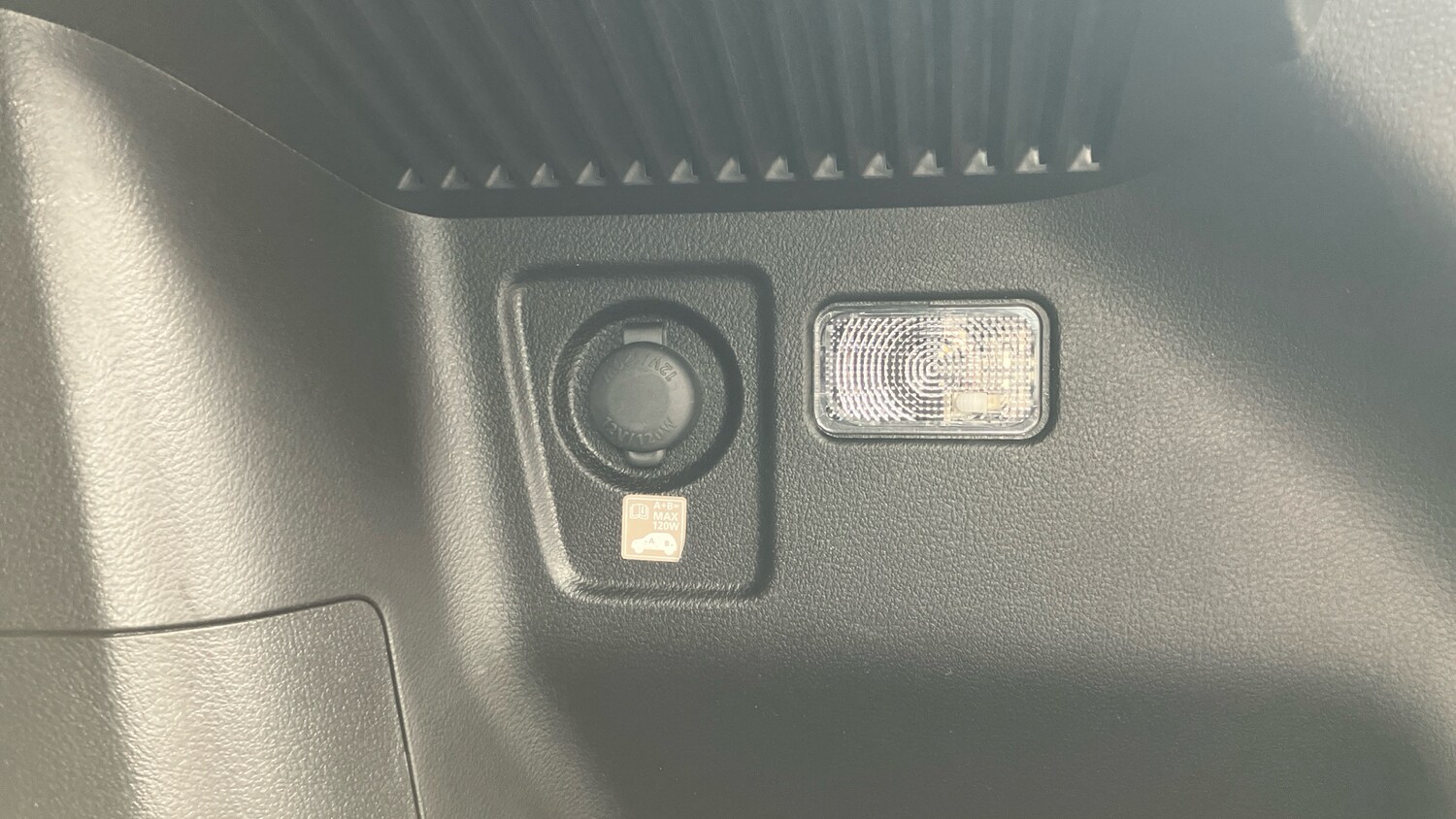 Used Suzuki SX4 S-Cross 2024 for sale - 76568402: Photo 25