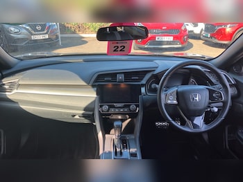 Used Honda Civic 2018 for sale - 75628576: Photo