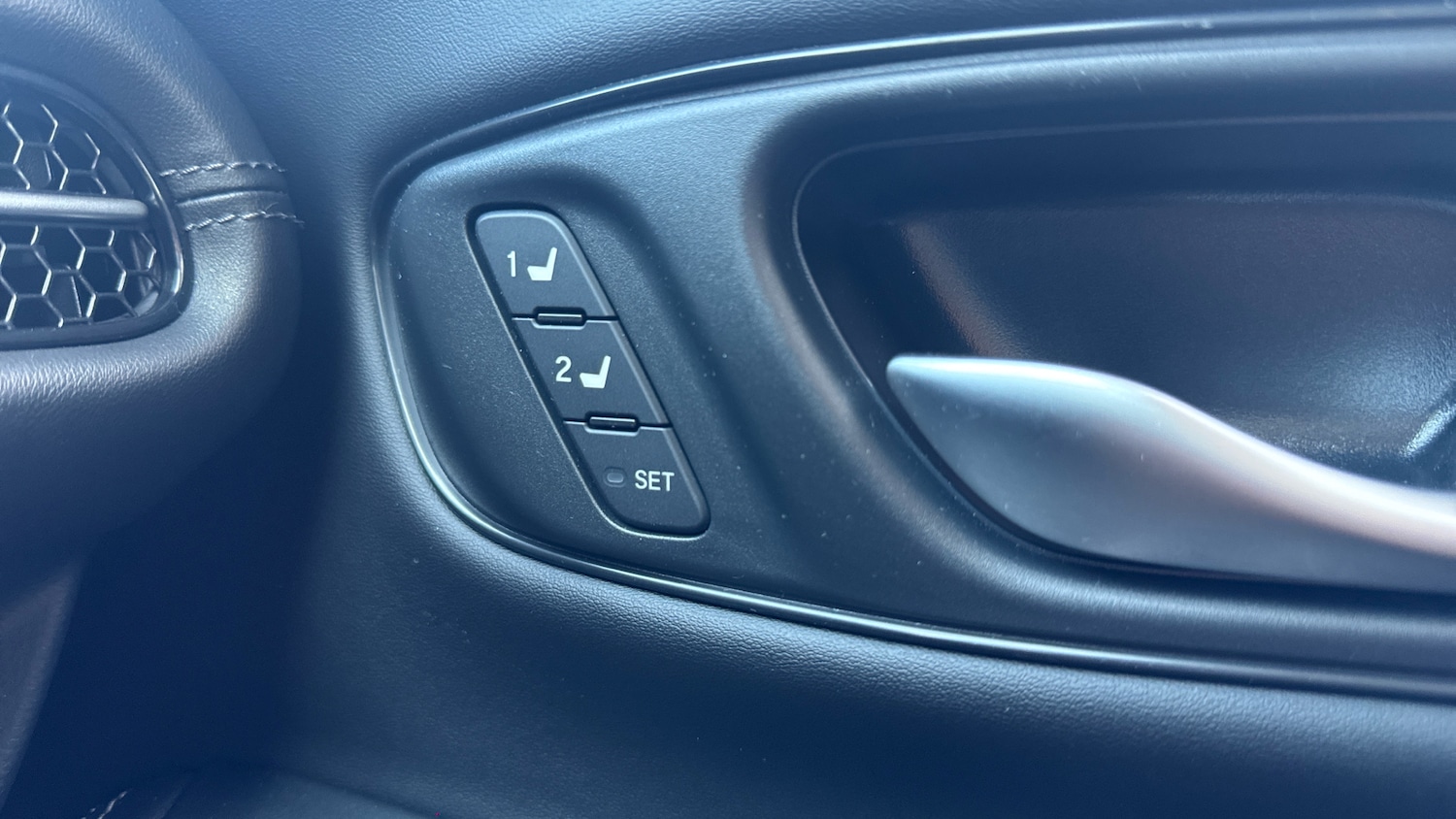 Used Honda ZR-V 2025 for sale - 76026030: Photo 13