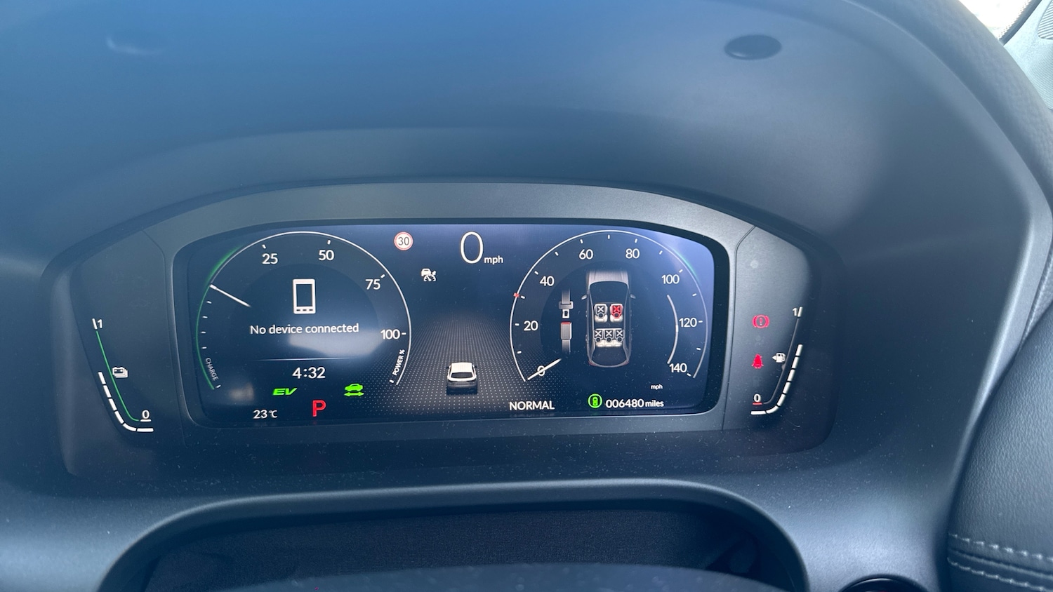 Used Honda ZR-V 2025 for sale - 76026030: Photo 32