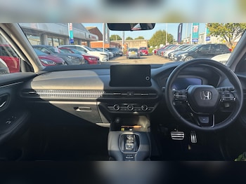 Used Honda ZR-V 2025 for sale - 76026030: Photo 4