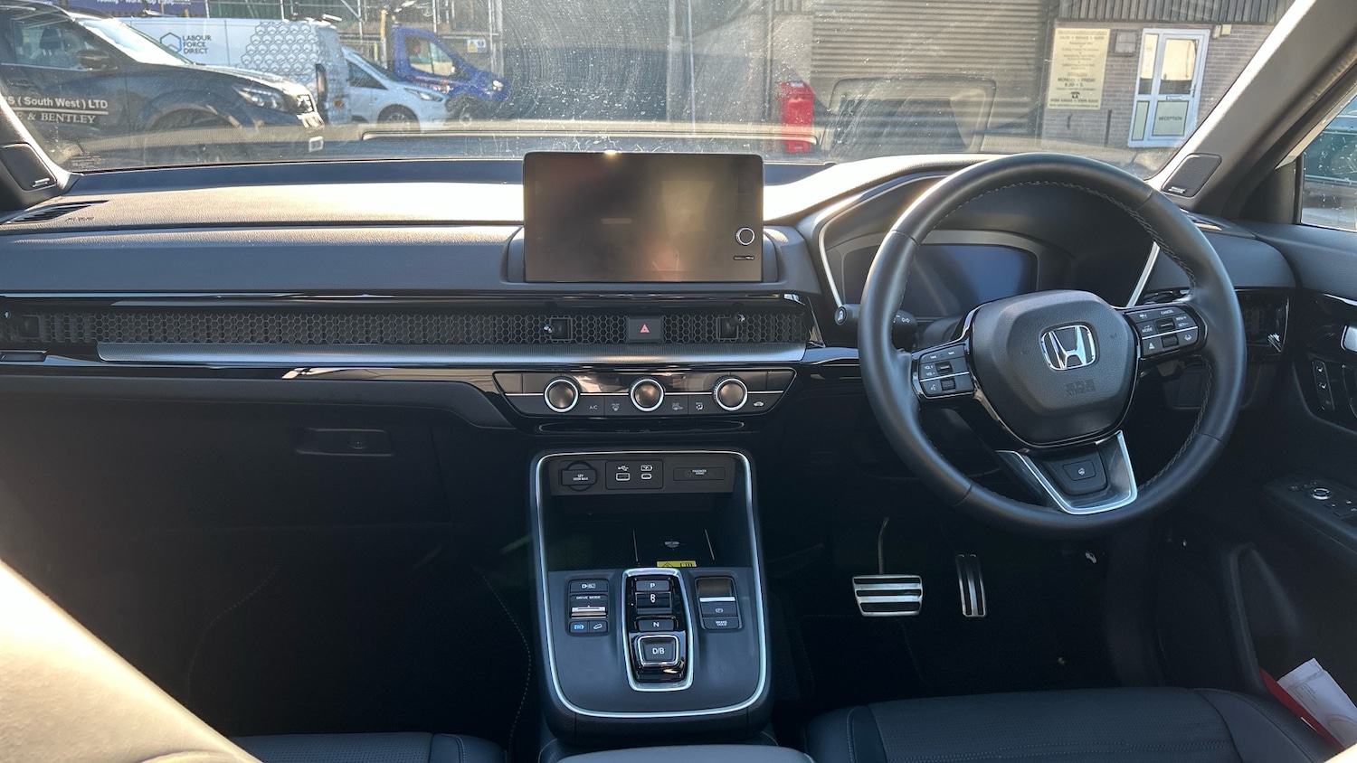 Used Honda CR-V 2025 for sale - 76627829: Photo 4