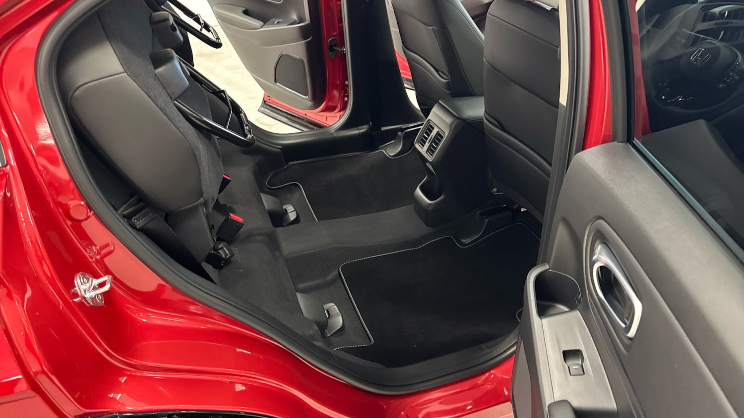 Used Honda HR-V 2025 for sale - 77247779: Photo 31