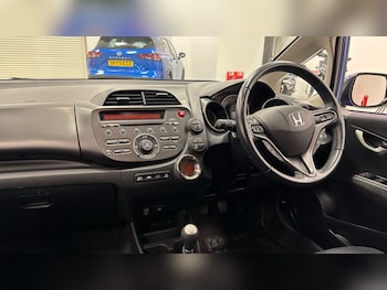 Used Honda Jazz 2013 for sale - 76718807: Photo