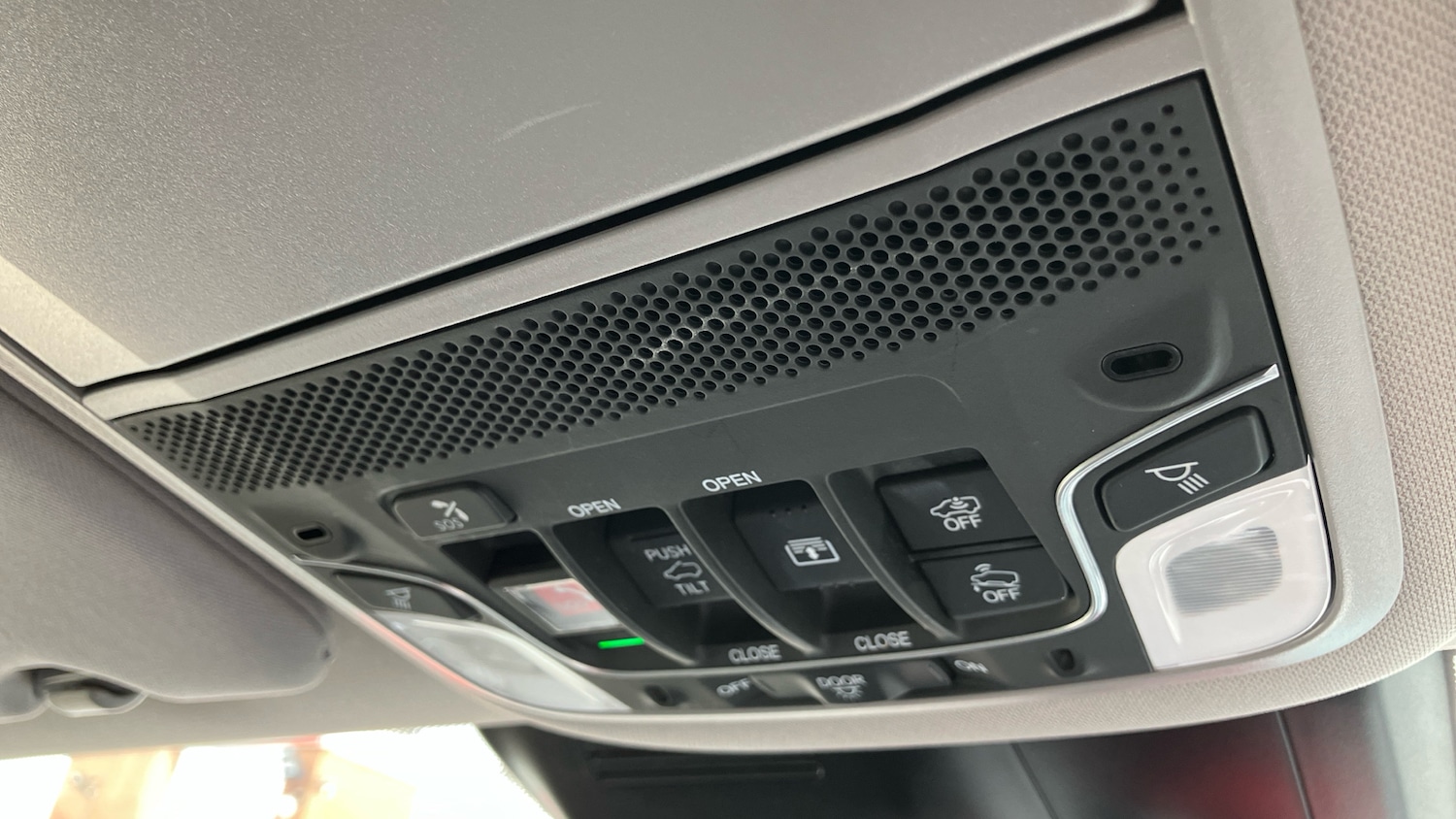 Used Honda CR-V 2020 for sale - 76224857: Photo 29