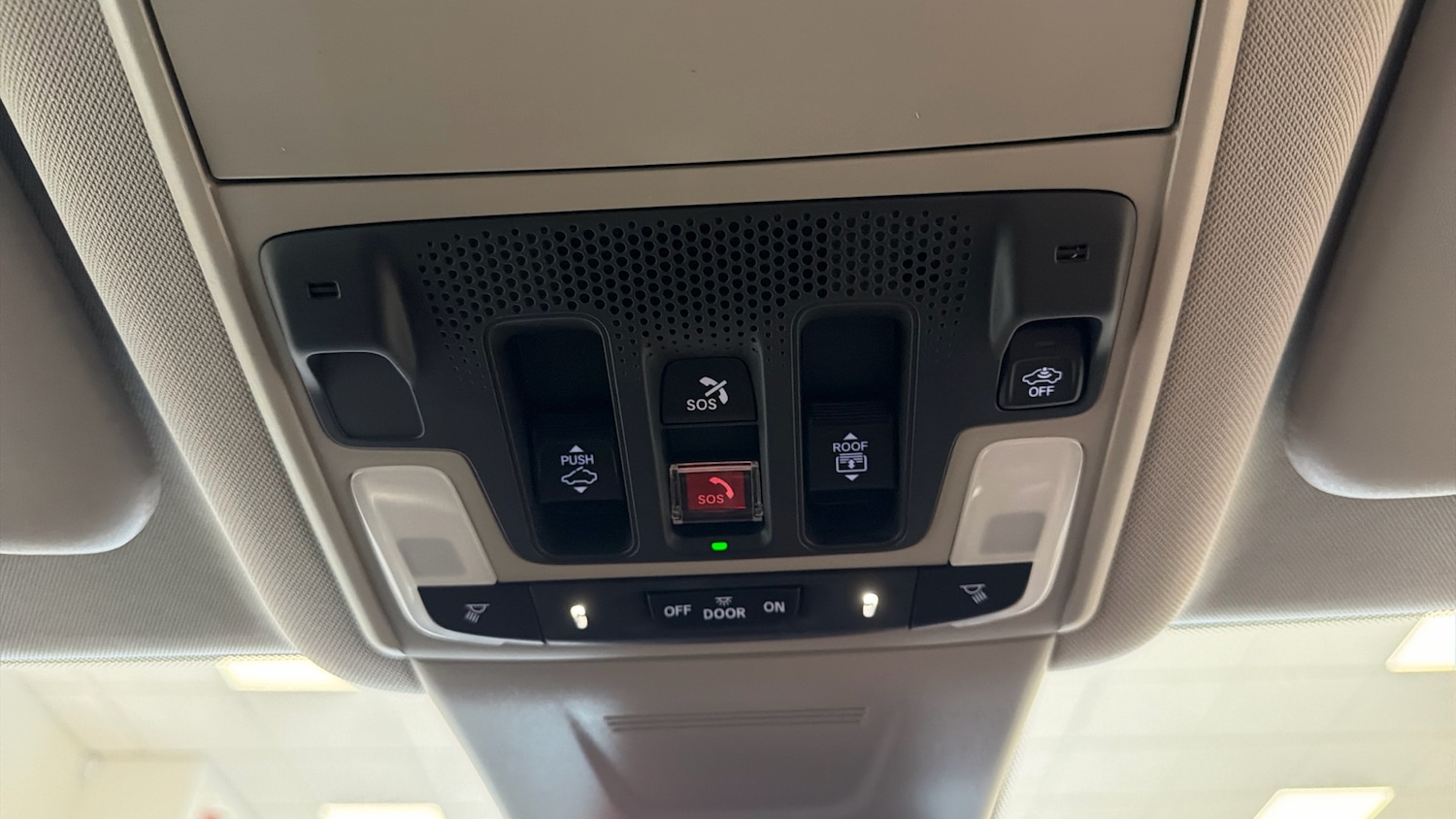 Used Honda CR-V 2025 for sale - 76131110: Photo 37