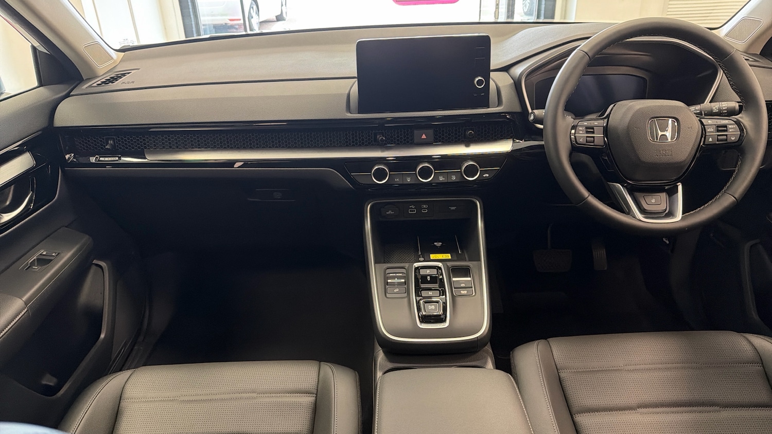 Used Honda CR-V 2025 for sale - 76131110: Photo 4