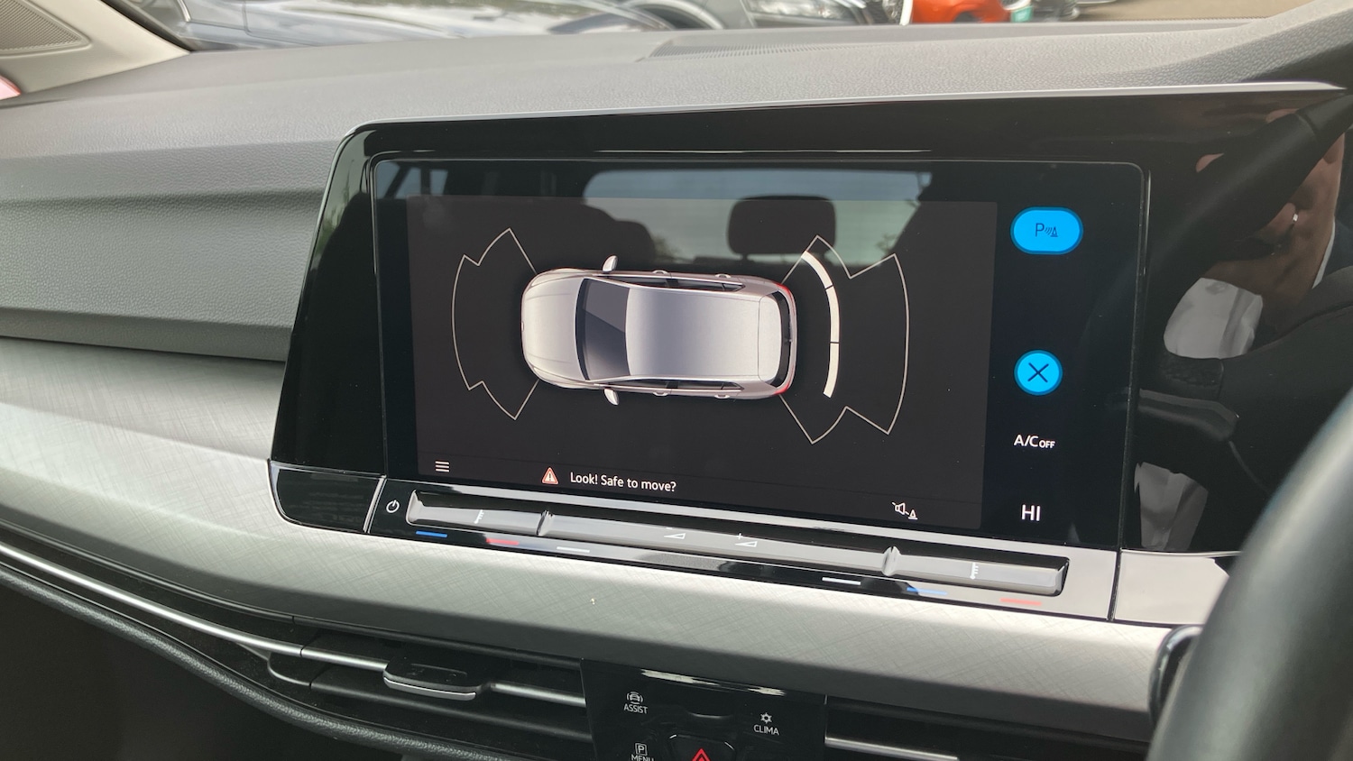 Used Volkswagen Golf 2022 for sale - 75931796: Photo 26