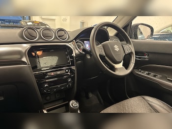 Used Suzuki Vitara 2022 for sale - 76877765: Photo