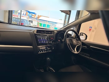 Used Honda Jazz 2017 for sale - 79380455: Photo