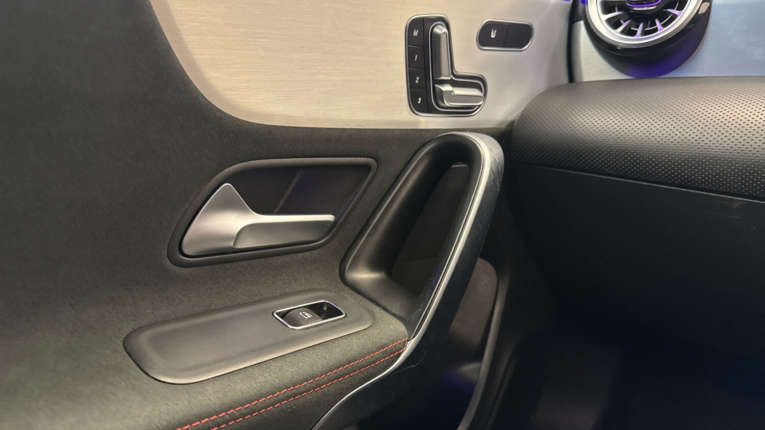 Used Mercedes-Benz CLA 2023 for sale - 76381876: Photo 25