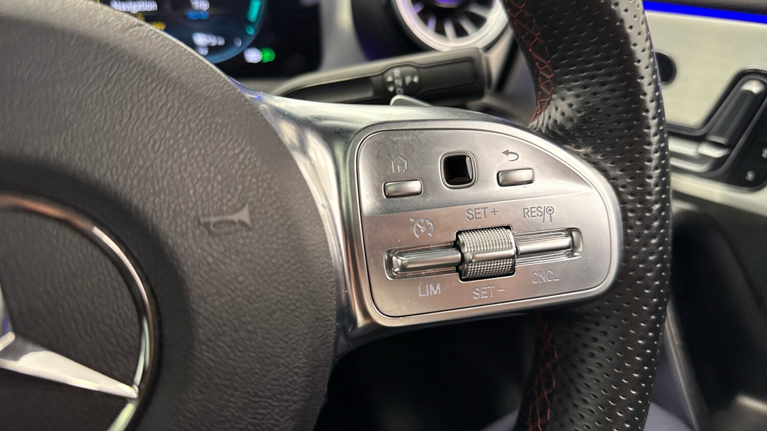 Used Mercedes-Benz CLA 2023 for sale - 76381876: Photo 35