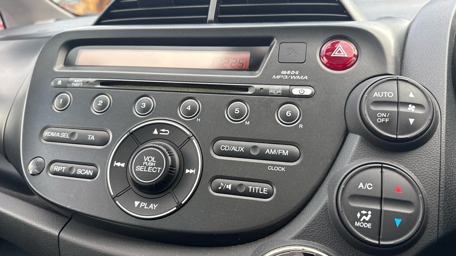 Used Honda Jazz 2015 for sale - 76479445: Photo 19