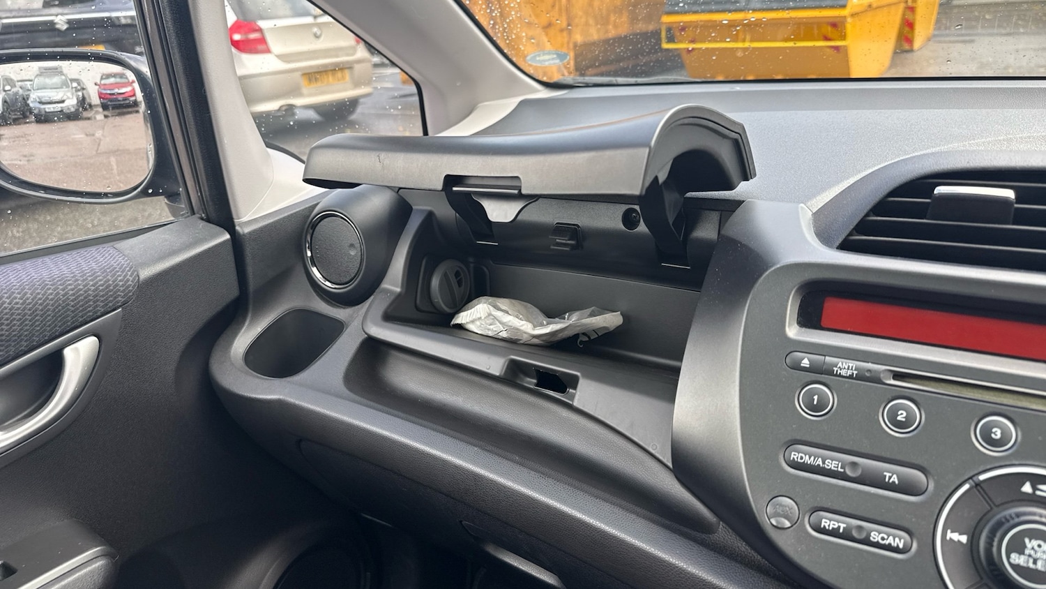 Used Honda Jazz 2015 for sale - 76479445: Photo 36