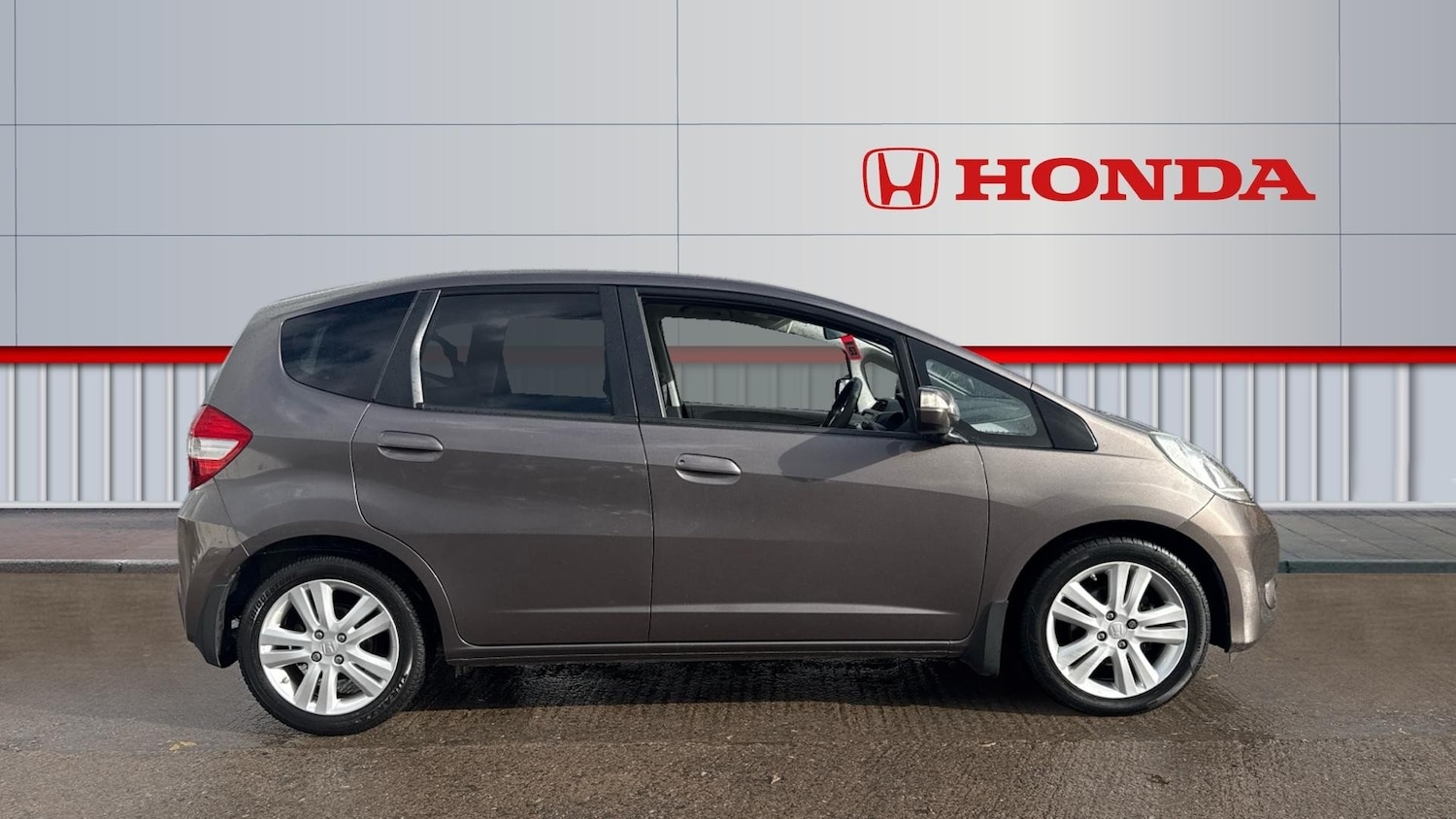 Used Honda Jazz 2015 for sale - 76479445: Photo 5