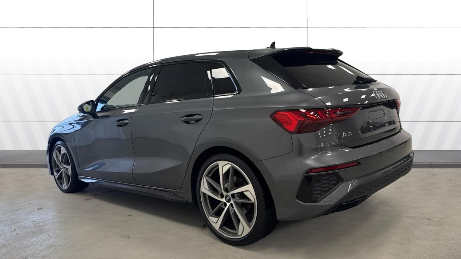 Used Audi A3 2021 for sale - 77381482: Photo 2